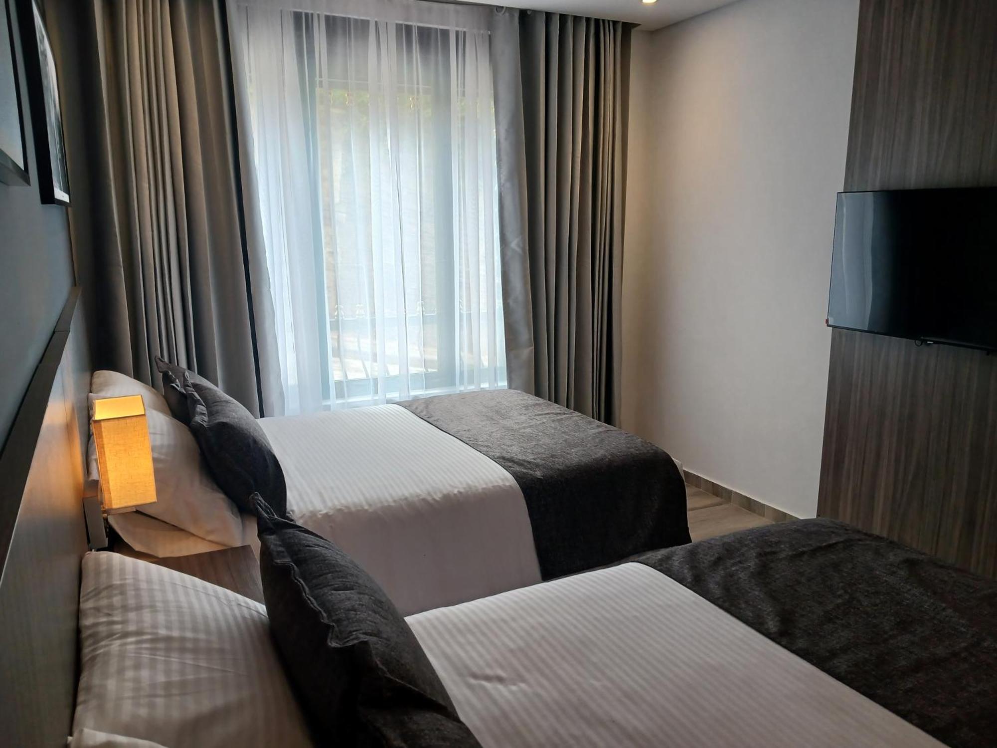 Hotel Santino Jenesano Dış mekan fotoğraf